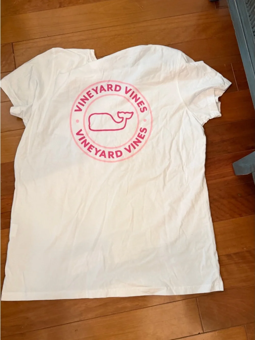 Vineyard Vines white T shirt kids large  Like new